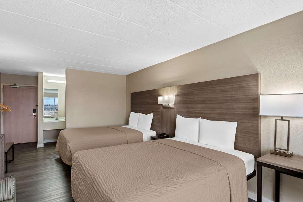 Econo Lodge Уилоубрук Стая снимка